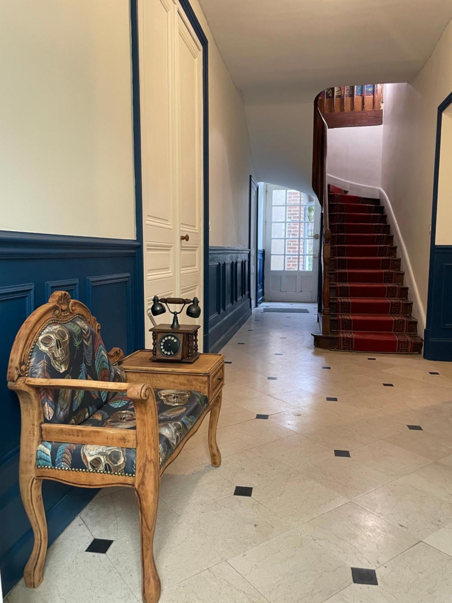 La Maison Voyage Bed And Breakfast Onzain Bagian luar foto